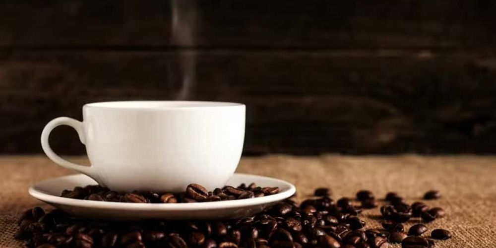 Preço do café cai pelo 2º mês seguido, mas voltará a subir em breve, dizem indústrias